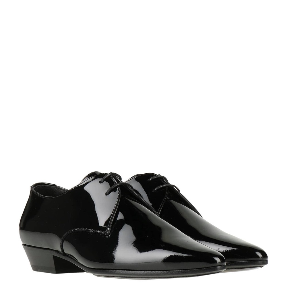 shoes fit size 9 patent leather